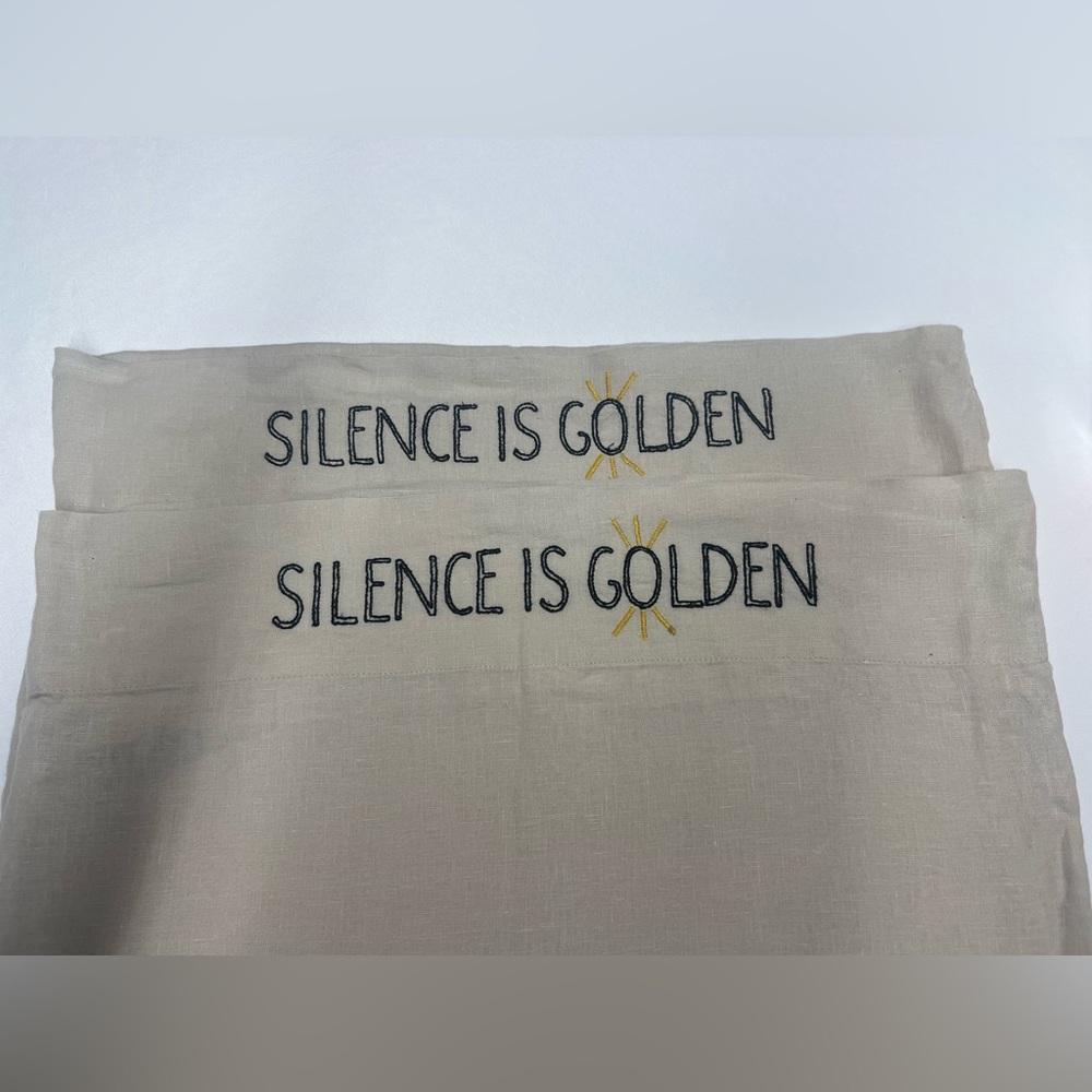 Anthropologie Silence is Golden Cream Pillowcase Set (2) 100% linen
King - Picture 2 of 7